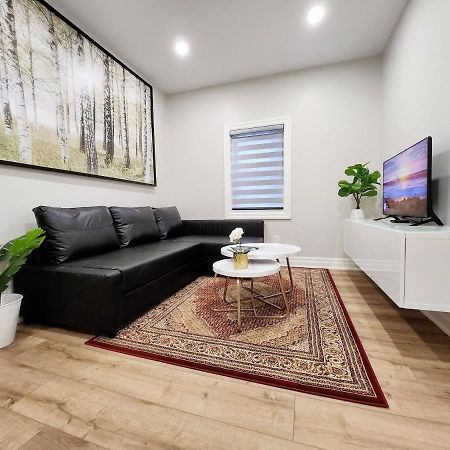 The Cozy Cove Modern King-Bedroom Full Apartment Saint Catharines Ngoại thất bức ảnh